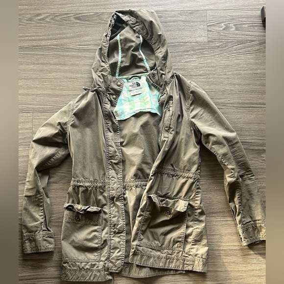 Women’s North Face Anorak Jacket Army Green Small - Picture 1 of 4